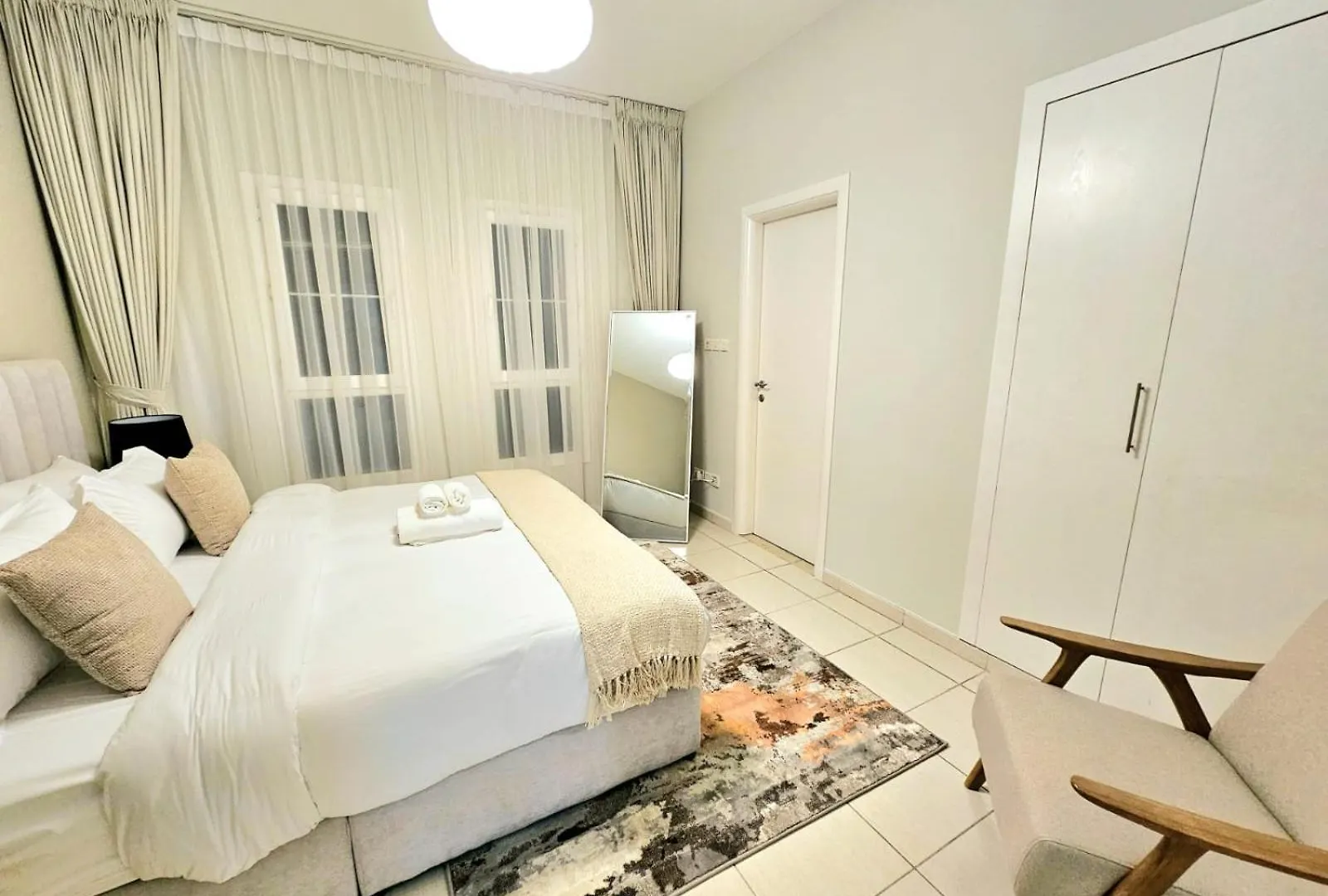 Sunrise Homes - A Private Pool Villa Sleeps 5 In Springs Dubai